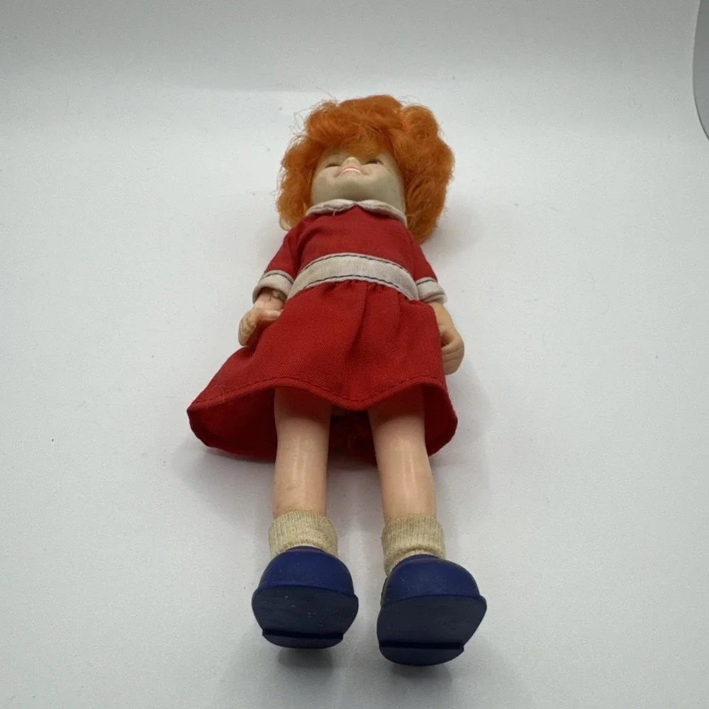Vintage The World Of Annie 1982 Little Orphan Annie 6